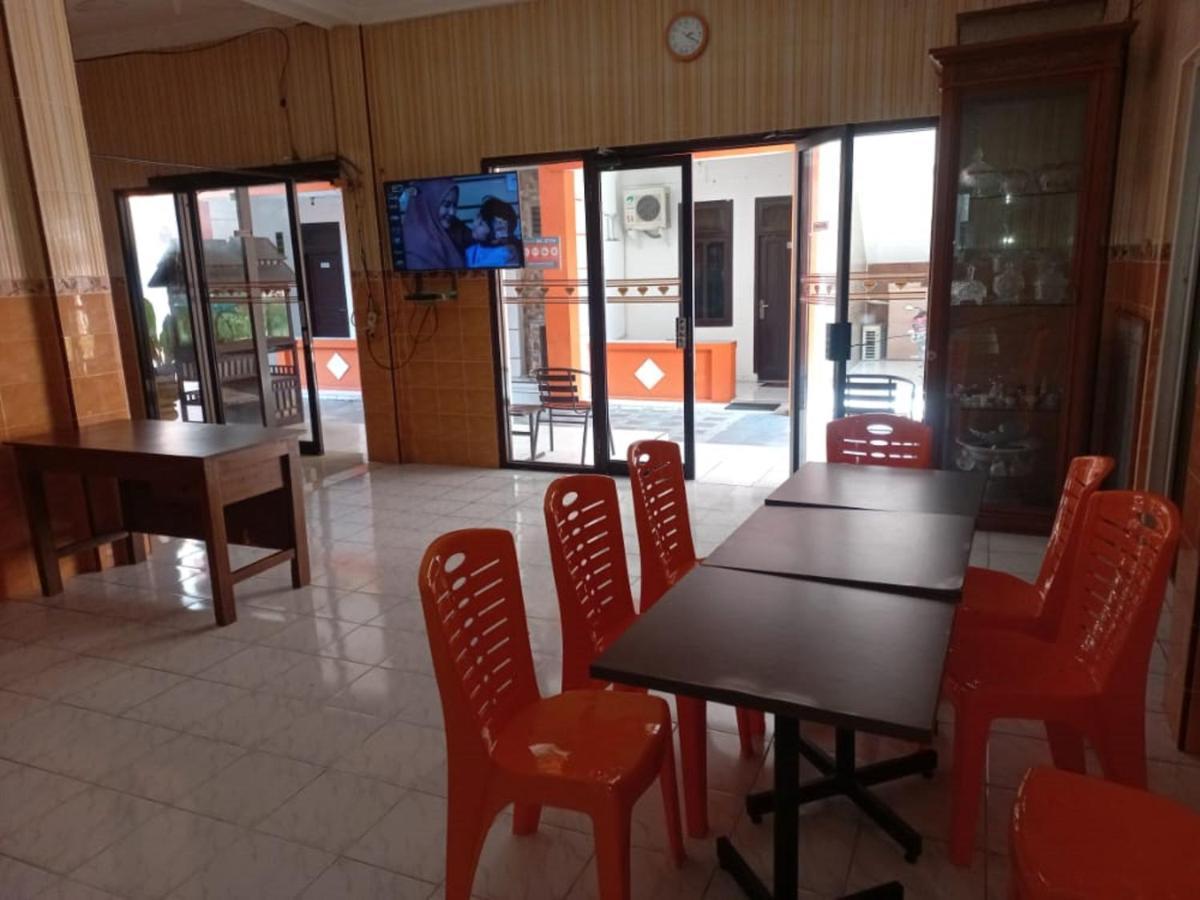 Collection O 91489 Hotel Tanjung Permata Cilacap Ngoại thất bức ảnh